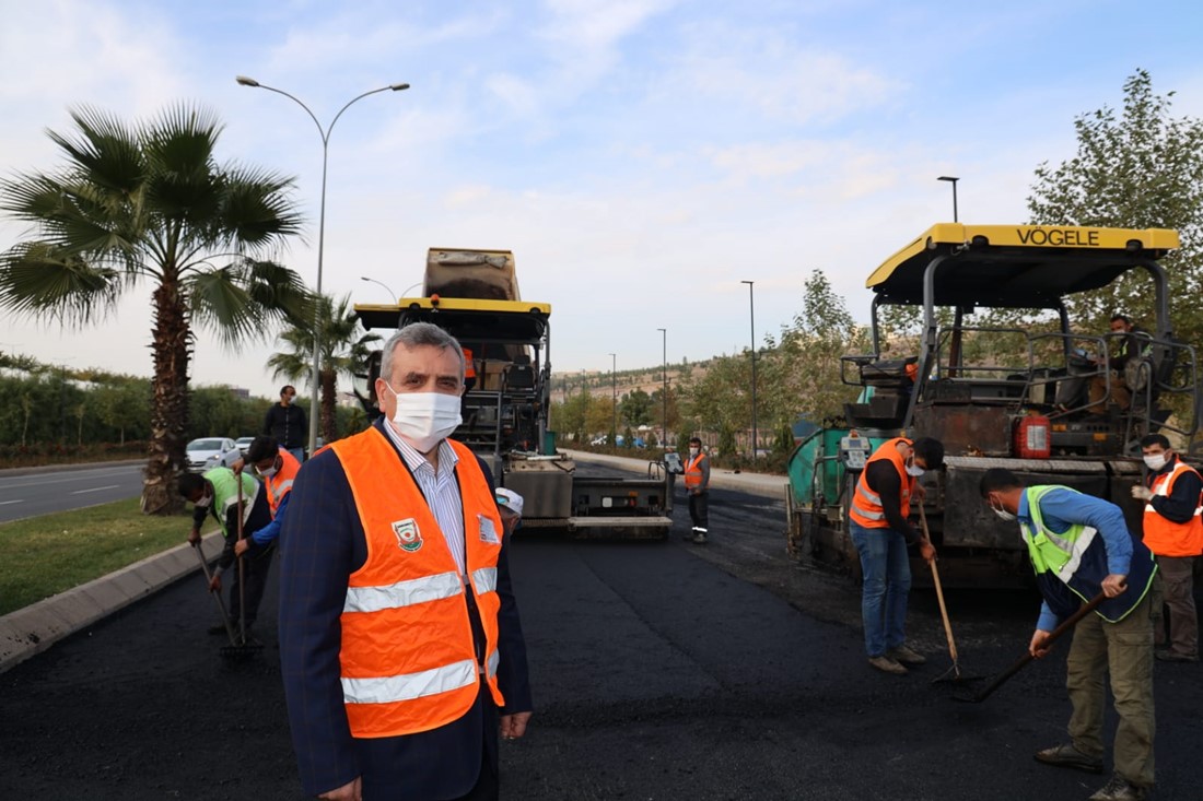 BAŞKAN BEYAZGÜL, ”ŞEHRİMİZ İÇİN 7 GÜN 24 SAAT MESAİDEYİZ”