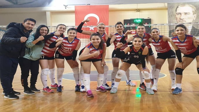 kulüp başkanı Süleyman Çelik ,Belediye Başkanımız Salih Ekinci’ye çok teşekkür ediyorum