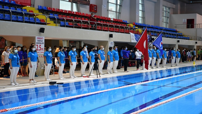 PALETLİ YÜZME ŞAMPİYONASI İSTANBUL’DA  BAŞLADI