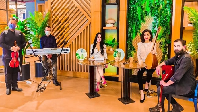 Burcu ile Az Şekerli’… Burcu Ersen’in hazırladığı ve sunduğu televizyon programı yayında!