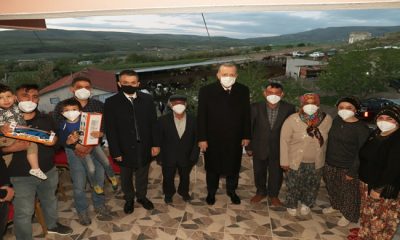 Cumhurbaşkanı Erdoğan, Ankara’da hayvancılıkla uğraşan Bekir Dikmen ve ailesiyle iftar yaptı