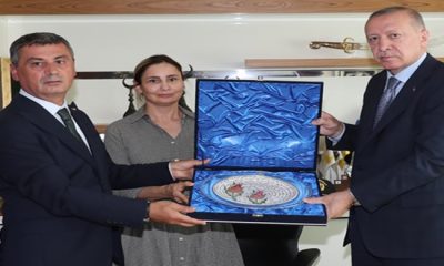 Cumhurbaşkanı Erdoğan, Gölbaşı Belediyesi’ni ziyaret etti