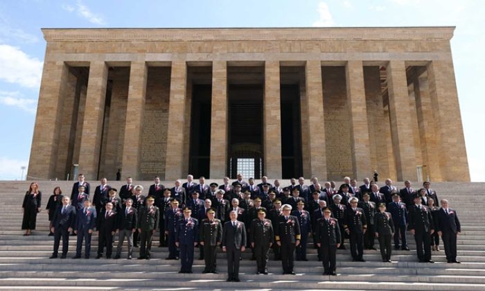 Millî Savunma Bakanı Hulusi Akar, Beraberindeki TSK Komuta Kademesi ile OYAK’ın 62’nci Olağan Genel Kurulu’na Katıldı
