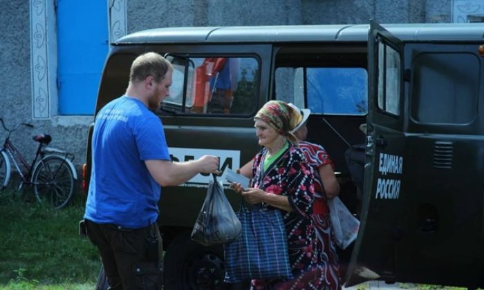 «Единая Россия» доставила гуманитарную помощь в Изюм и Белый колодец Харьковской области