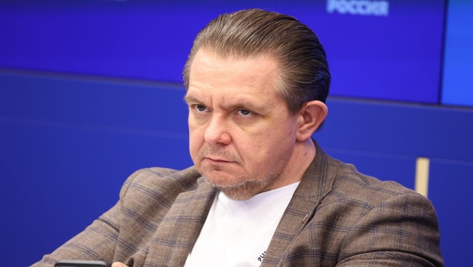 Александр Асафов: «Единая Россия» активно поддерживала поправки, публично разъясняла их важность и единогласно голосовала за изменения