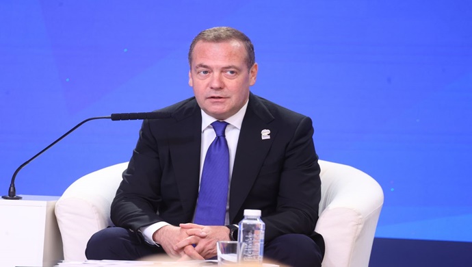 Dmitry Medvedev, Kursk bölgesinde yardım eden ve etmeye devam eden tüm gönüllülere teşekkür etti