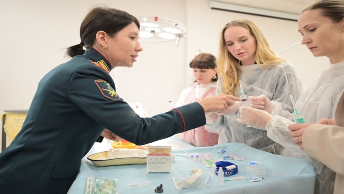 «Женское движение Единой России» запустило новый поток курсов сестринского дела для жён участников СВО