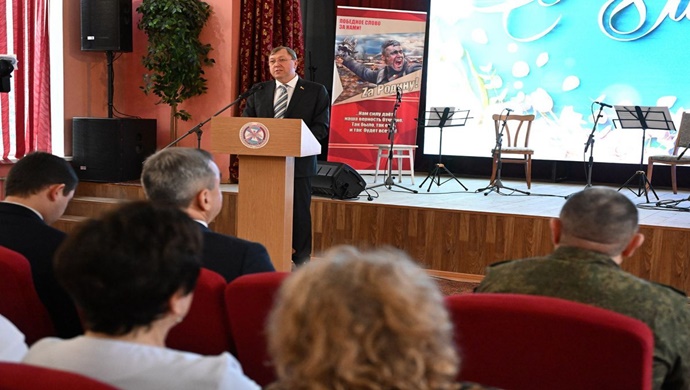 Birleşik Rusya aktivistleri, 8 Mart’ta bölgelerdeki sağlık çalışanlarını tebrik etti